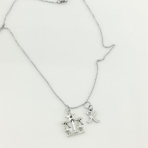 Horoscope Necklace – Italic Lettering